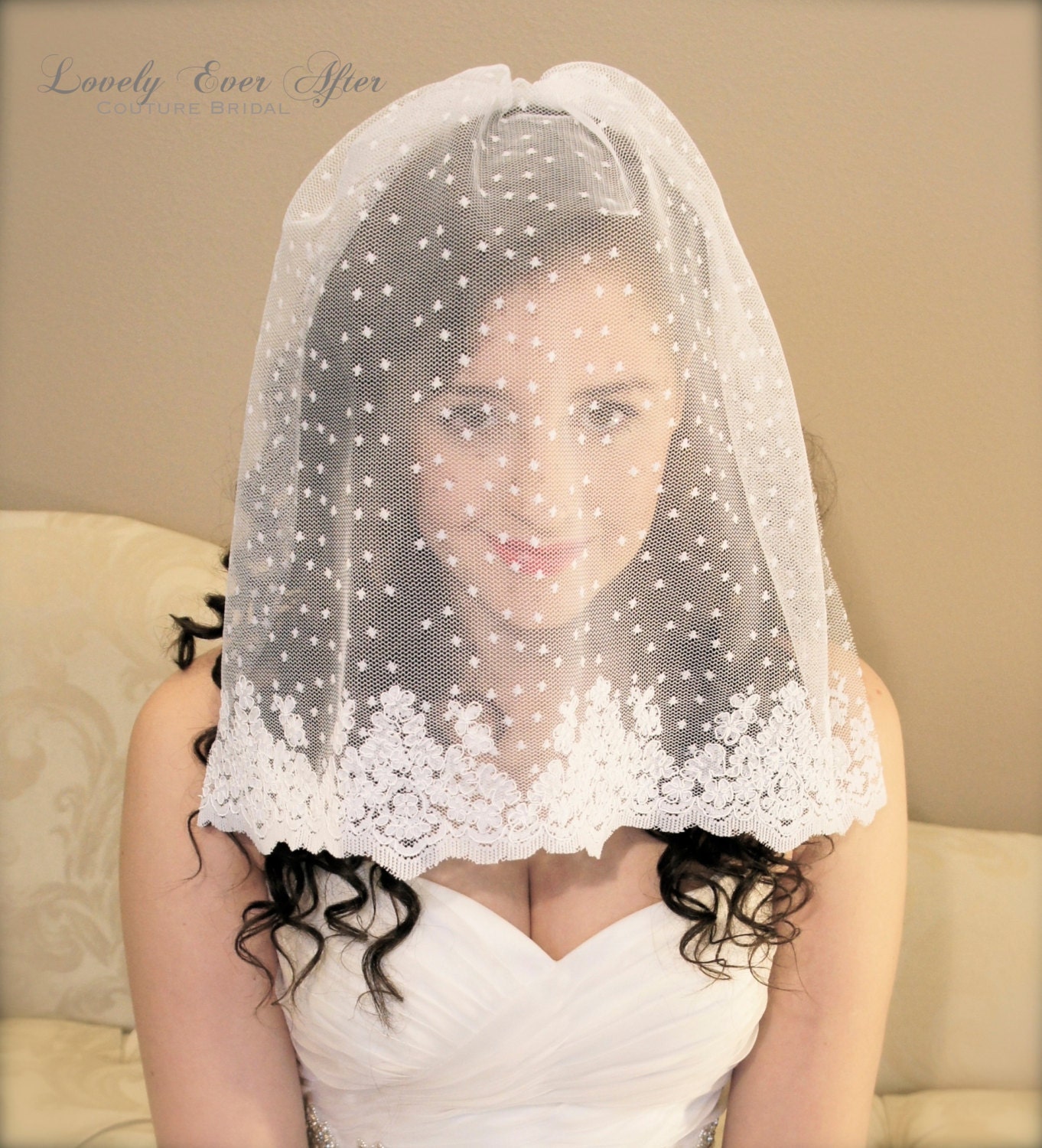 Sweetheart Polka Dotted Mid Length Bridal Veil
