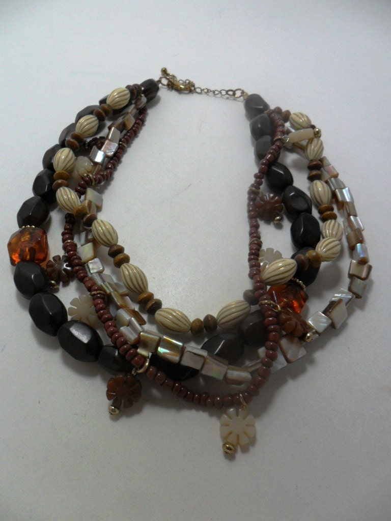 Vintage Necklace / Collar / Choker 4 Strand Celluloid Lucite Acrylic Mother of Pearl Glass Beads Statement Boho Art Deco Retro 1980s