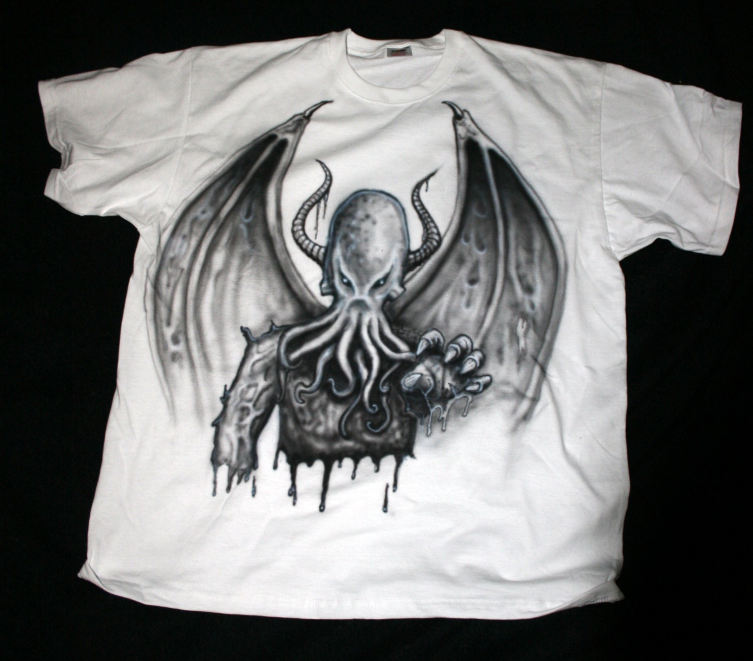 Cthulhu Horror Movie Shirt Unique Airbrush Art Tee Shirt XL Sci Fi old Ones lovecraft necronomicon
