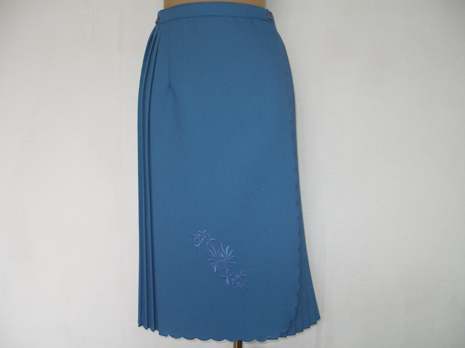 PLEATED SKIRT WRAP Vintage / size S / M / turquoise / blue / below knee