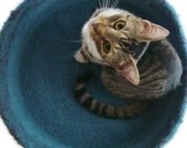 Felted Cat Bed Alpaca Peruvian Wool Hand Knit Pet Bed - Caspian