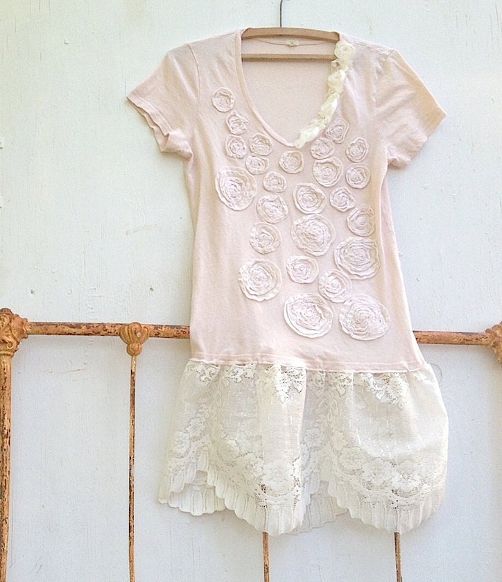 soft peach pink pale natural flowers lace party bridesmaid wedding apparel rustic Upcycled j crew tunic