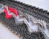 CROCHET PATTERN - Sweetheart Scarf - a linked heart scarf - infinity scarf/cowl - Instant PDF Download
