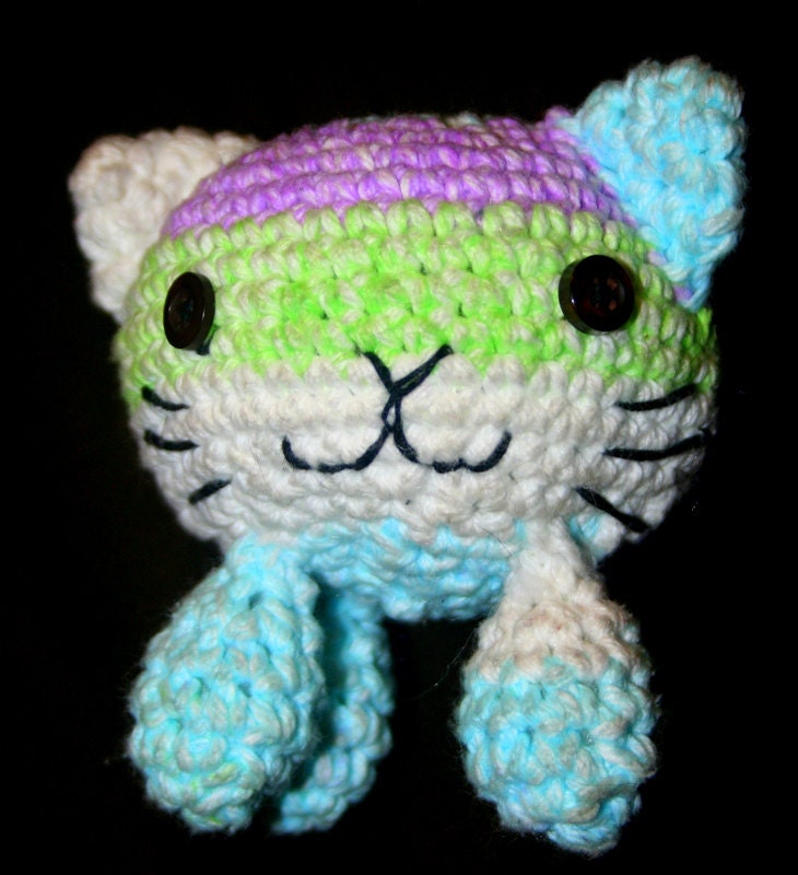 Cuddle Kitty, crochet kitty cat toy