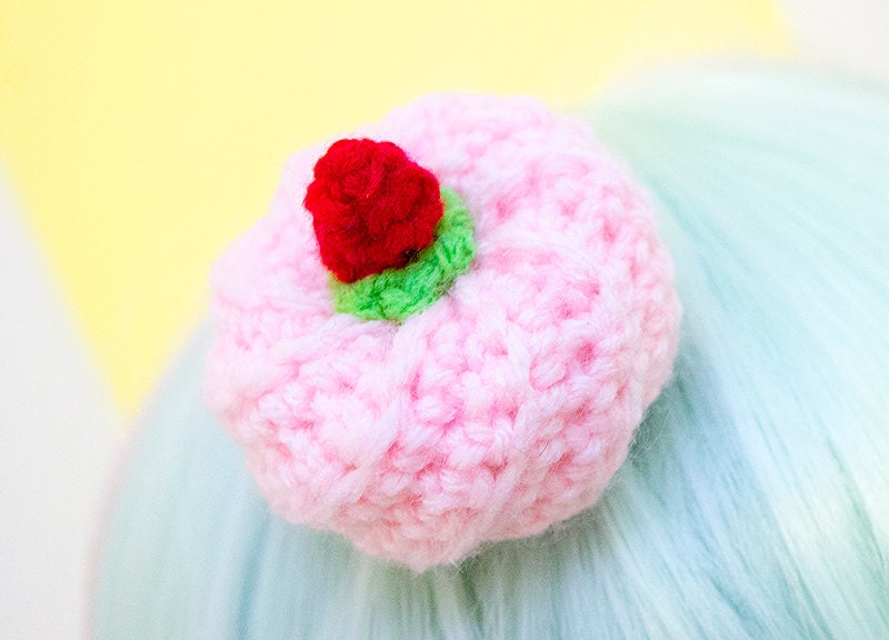Crochet Strawberry Whipped Cream & Strawberry Fascinator