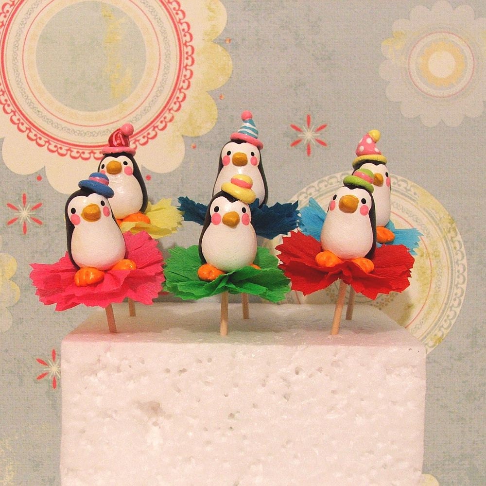 Penquin Cupcake Toppers Il_170x135