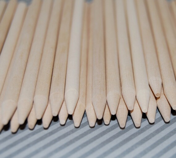 25 Wood Skewers Candy Apple Sticks Caramel by isakayboutique