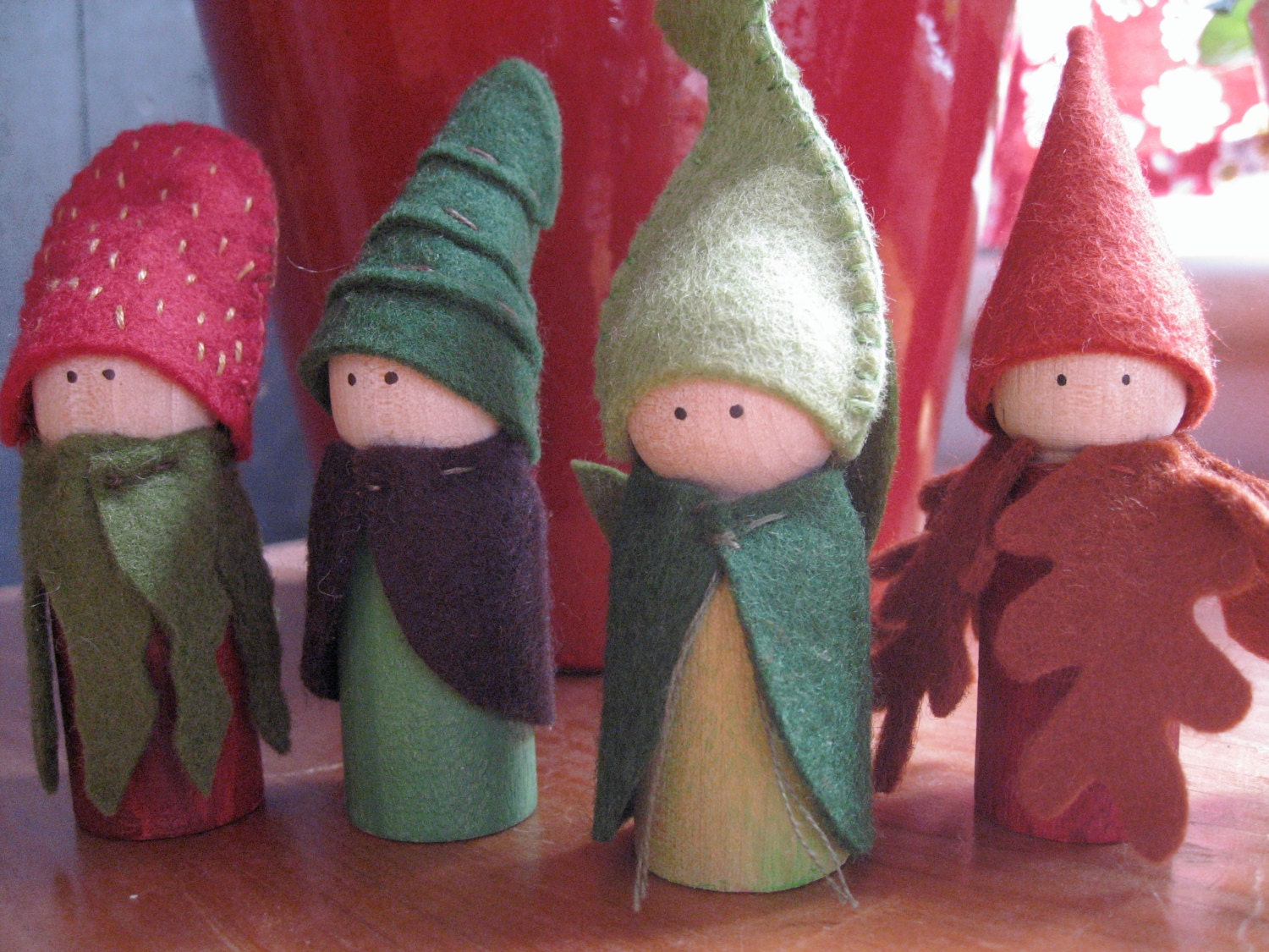 Seasonal peg doll set
