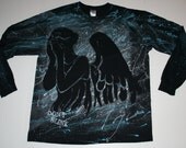 Men's XL Doctor Who Weeping Angel Don't Blink Tardis Long Sleeve Shirt