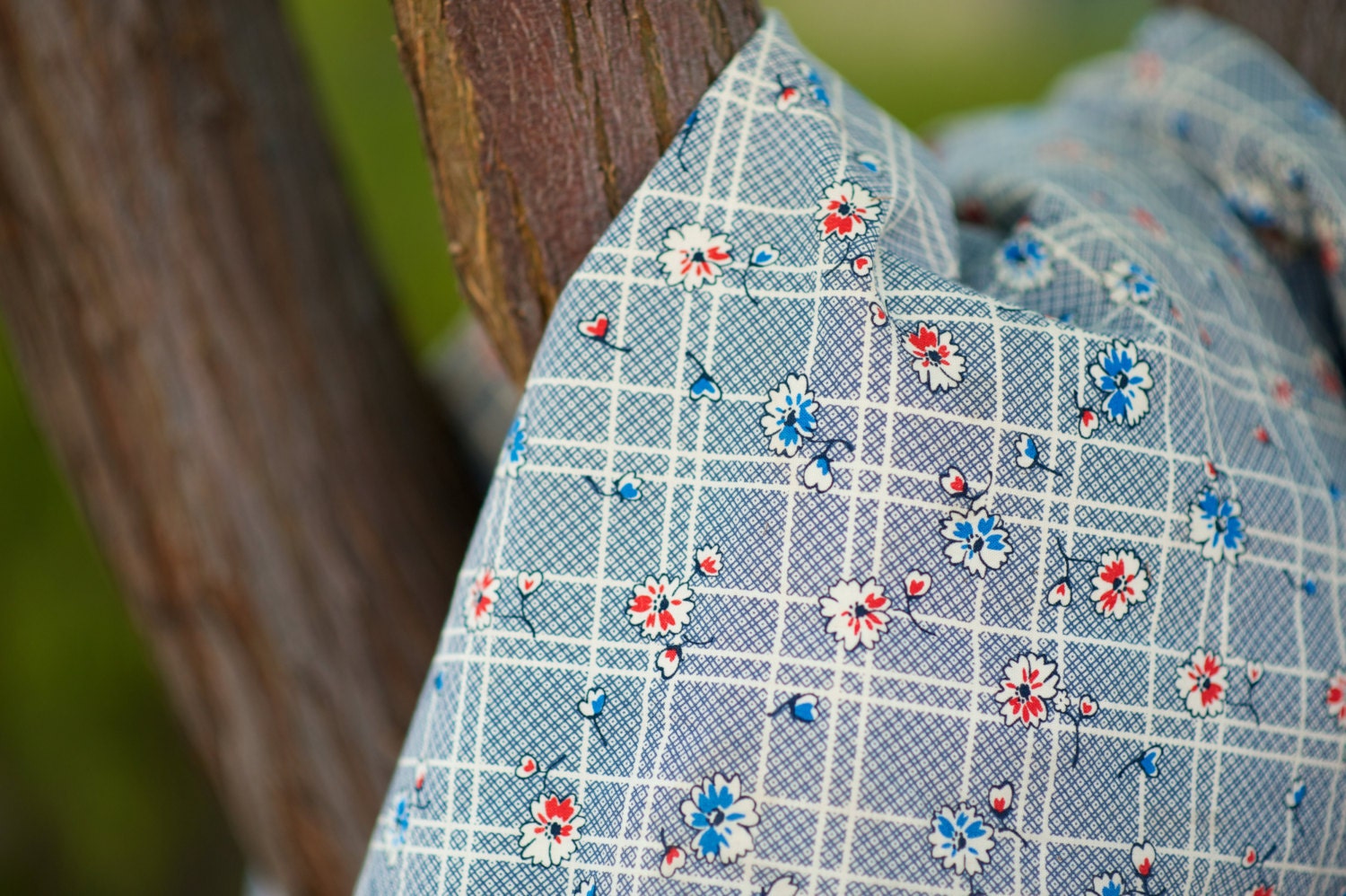 Picnic Blanket. Waterproof Picnic Blanket. 54x70 inches. Family sized, extra large