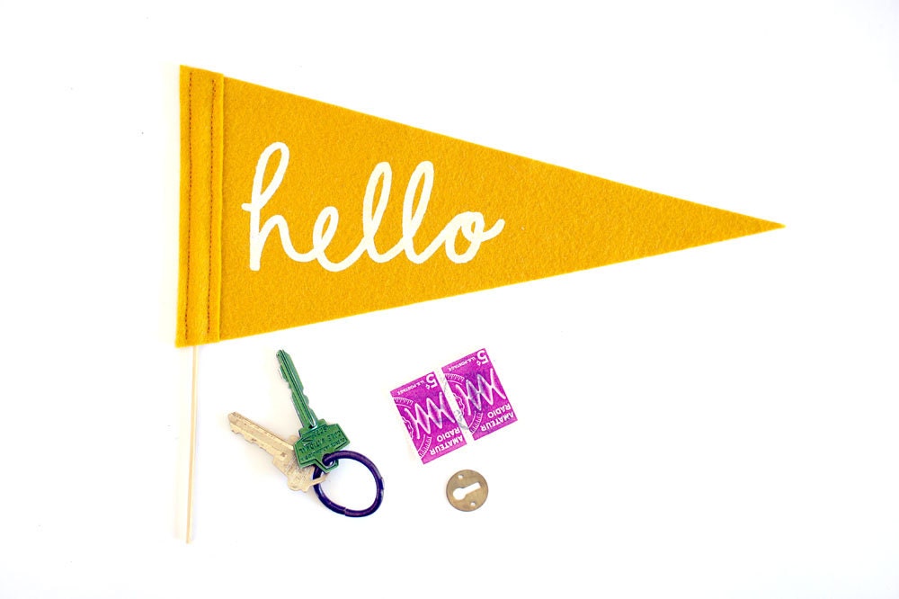 Hello Felt Pennant // Photo Booth Prop // Hand lettered type