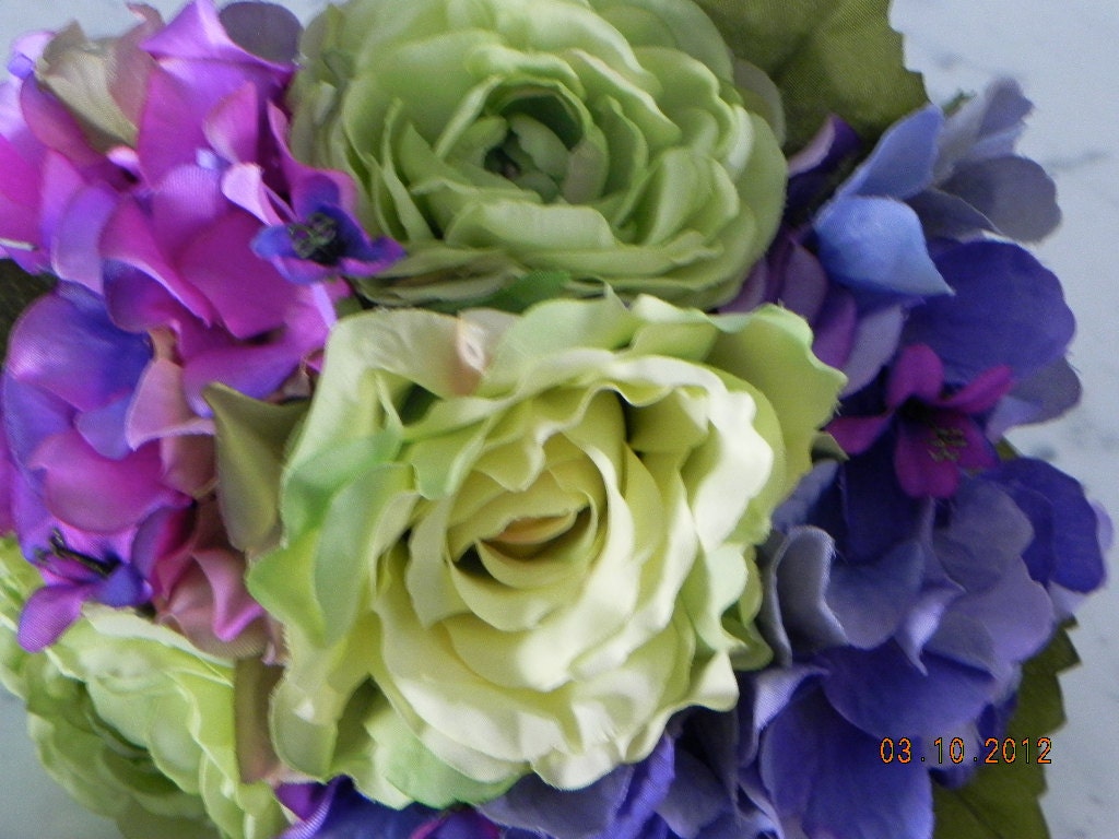wedding bouquet bridal flowers boutonniere