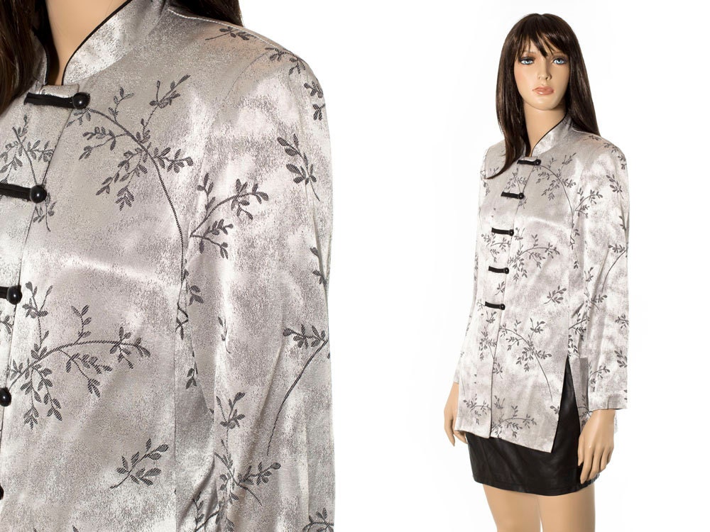 Vintage Asian Chinese inspired blouse size small to medium