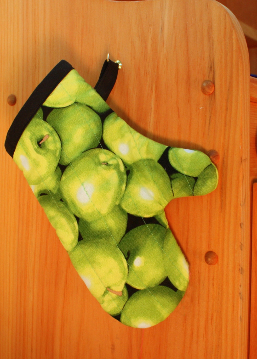 Child's Oven Mitt, Green Apples Child's Oven Mitt