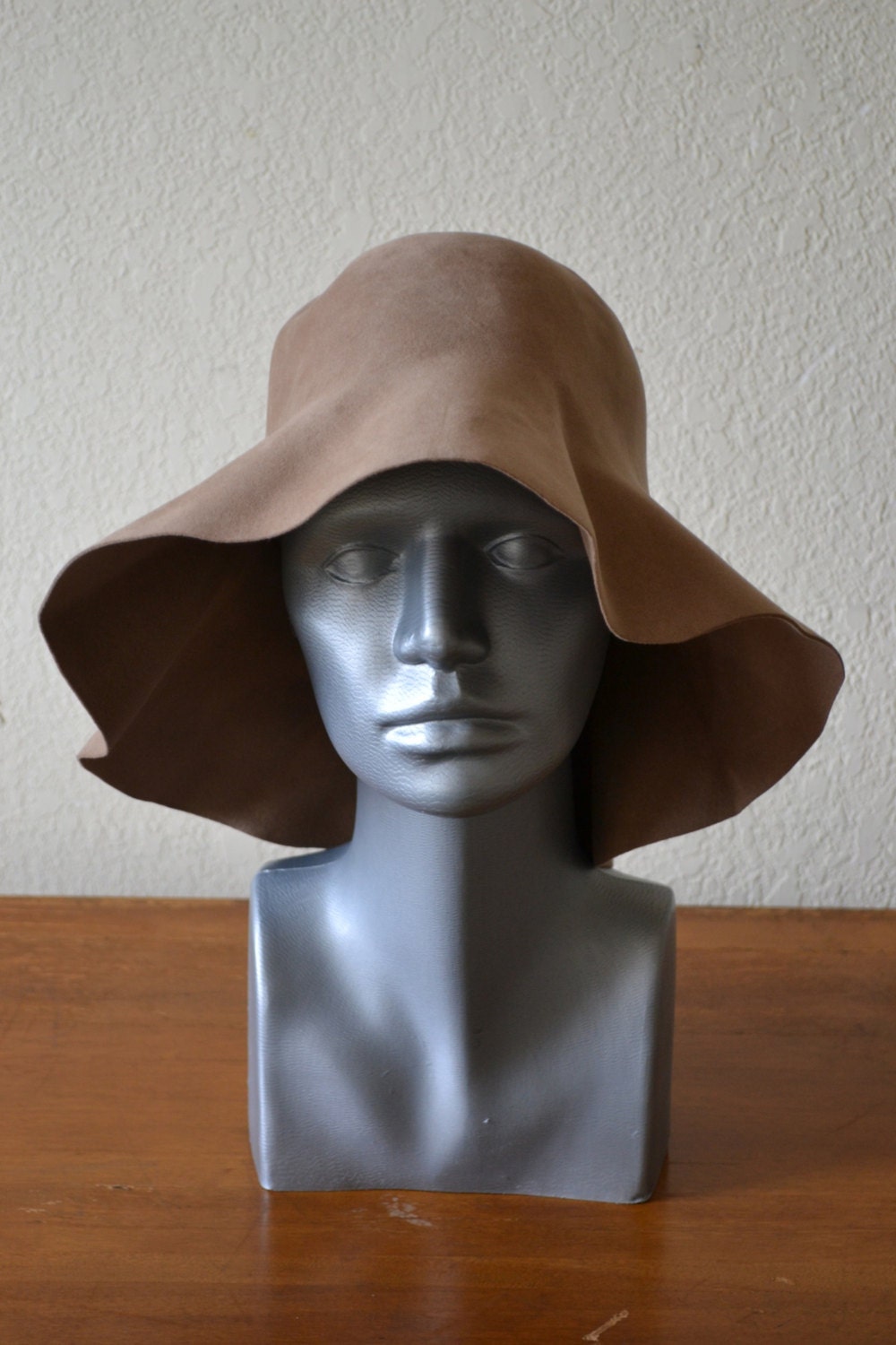 Chic Italian Cloche Hat Taupe