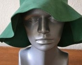 Chic Italian Cloche Hat Forest Green