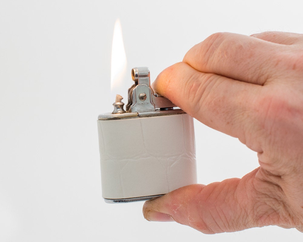 1940s Ronson Whirlwind Pocket Lighter With Marshmallow Alligator Wrap