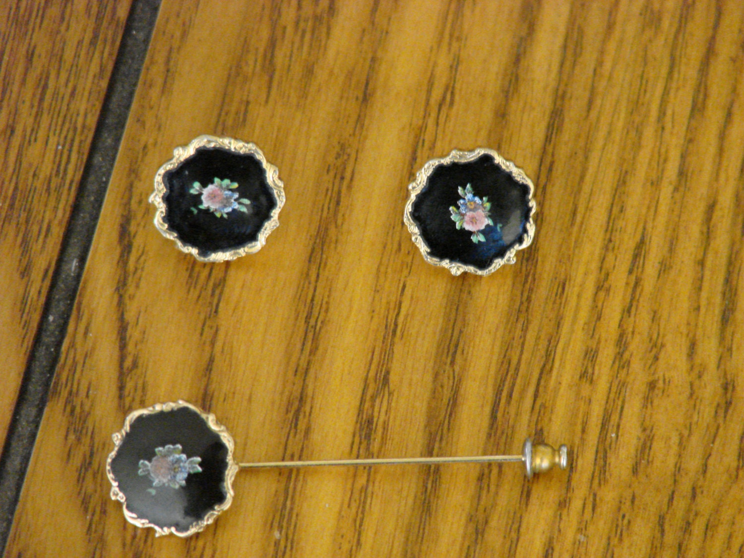 Vintage Floral and Goldtone Enameled Pin and Earing Set- Black Background