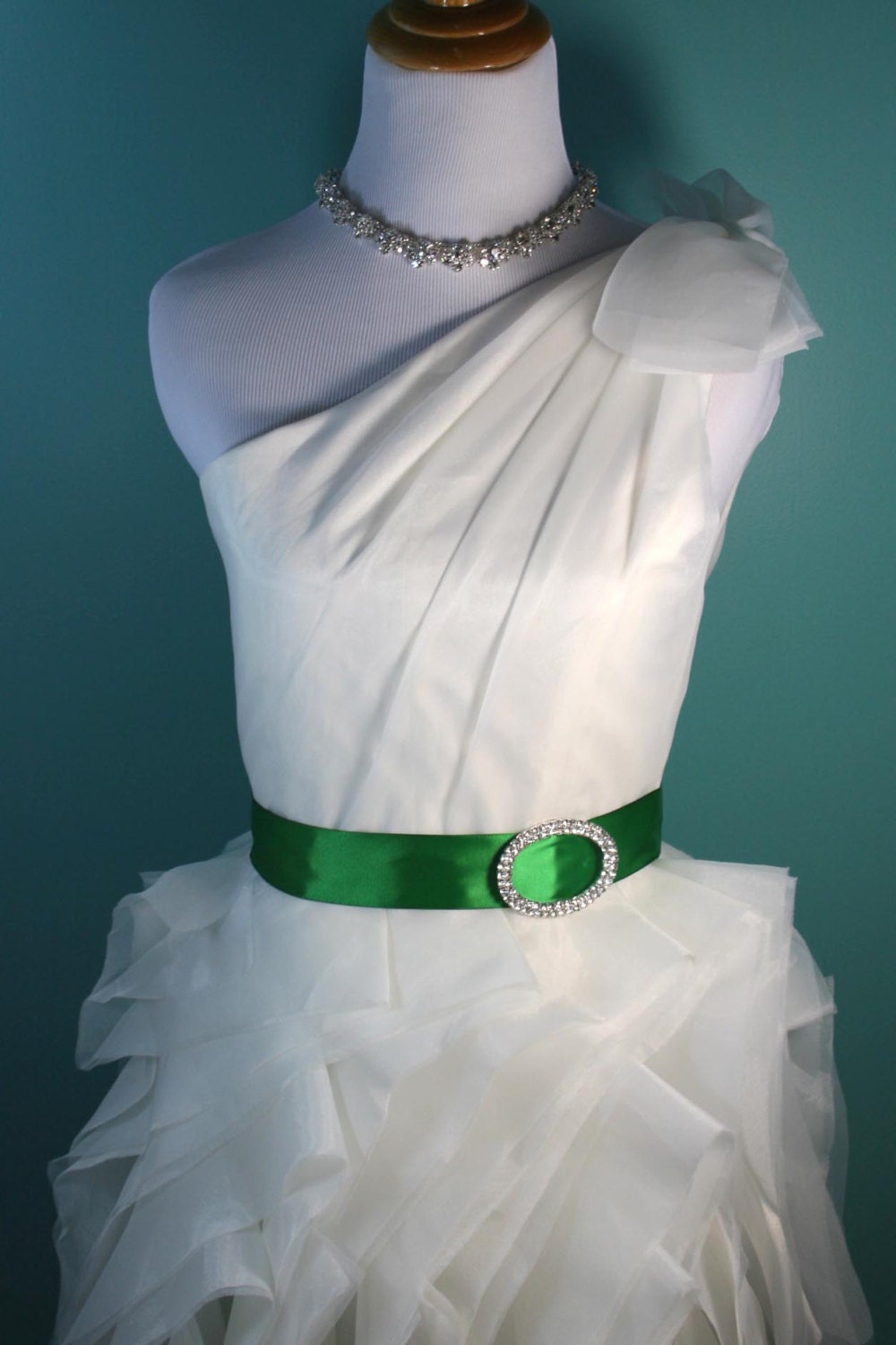 Items similar to Wedding Dress Sash Emerald Green