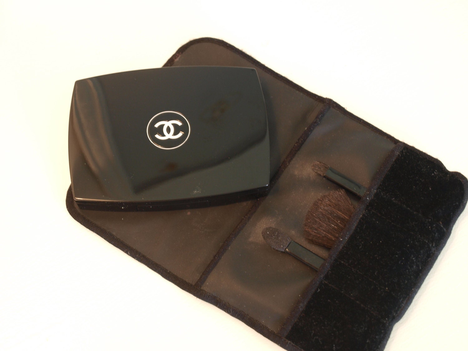 CHANEL Palette Compact, VELVET POUCH, and Brushes...Great Photography Prop