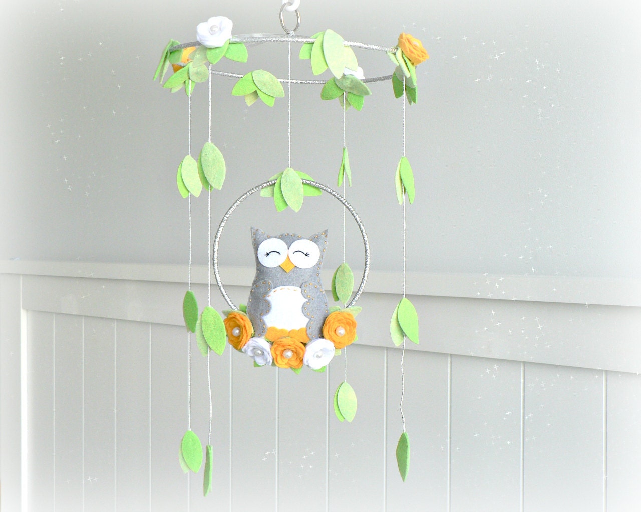 Owl mobile - Woodland - baby mobile - nursery decor - You pick your colors - yellow, gray, silver, white - mobile
