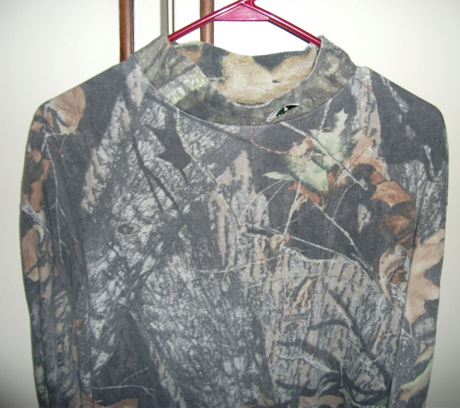 Vintage Men's Mossy Oak Camouflage Shirt Large fits to 44" chest Only 8 USD