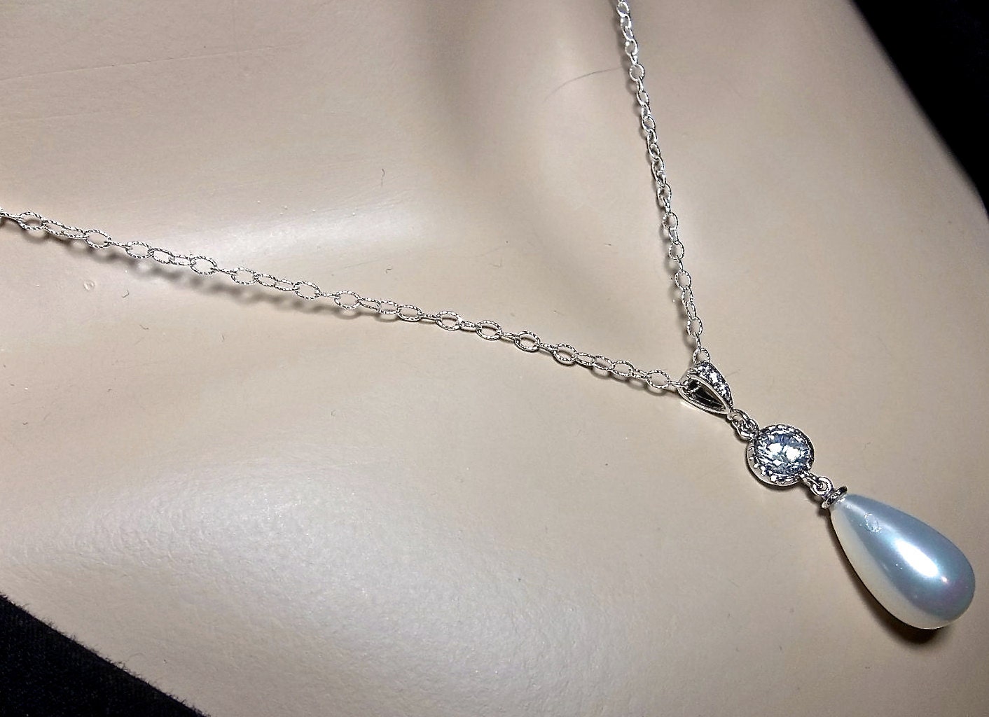 Pearl necklace and earring set - Bridal jewelry - Long - Creamy white Pearl - Pearl drops - Brides Set - Sterling Silver - High End -