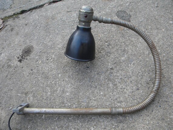 nice vintage antique machine age industrial wall desk mount FLEX GOOSENECK VIMCO light lamp fixture steampunk