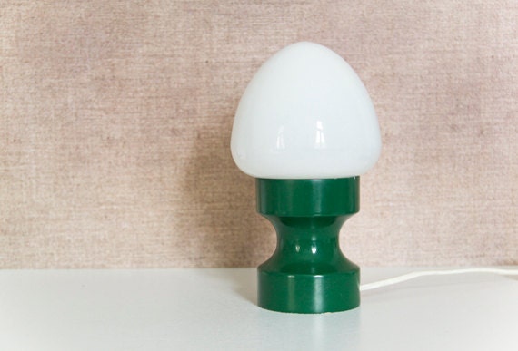Retro Table Lamp Green White Wood