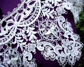 Butterflies and Pearls Lace Collar