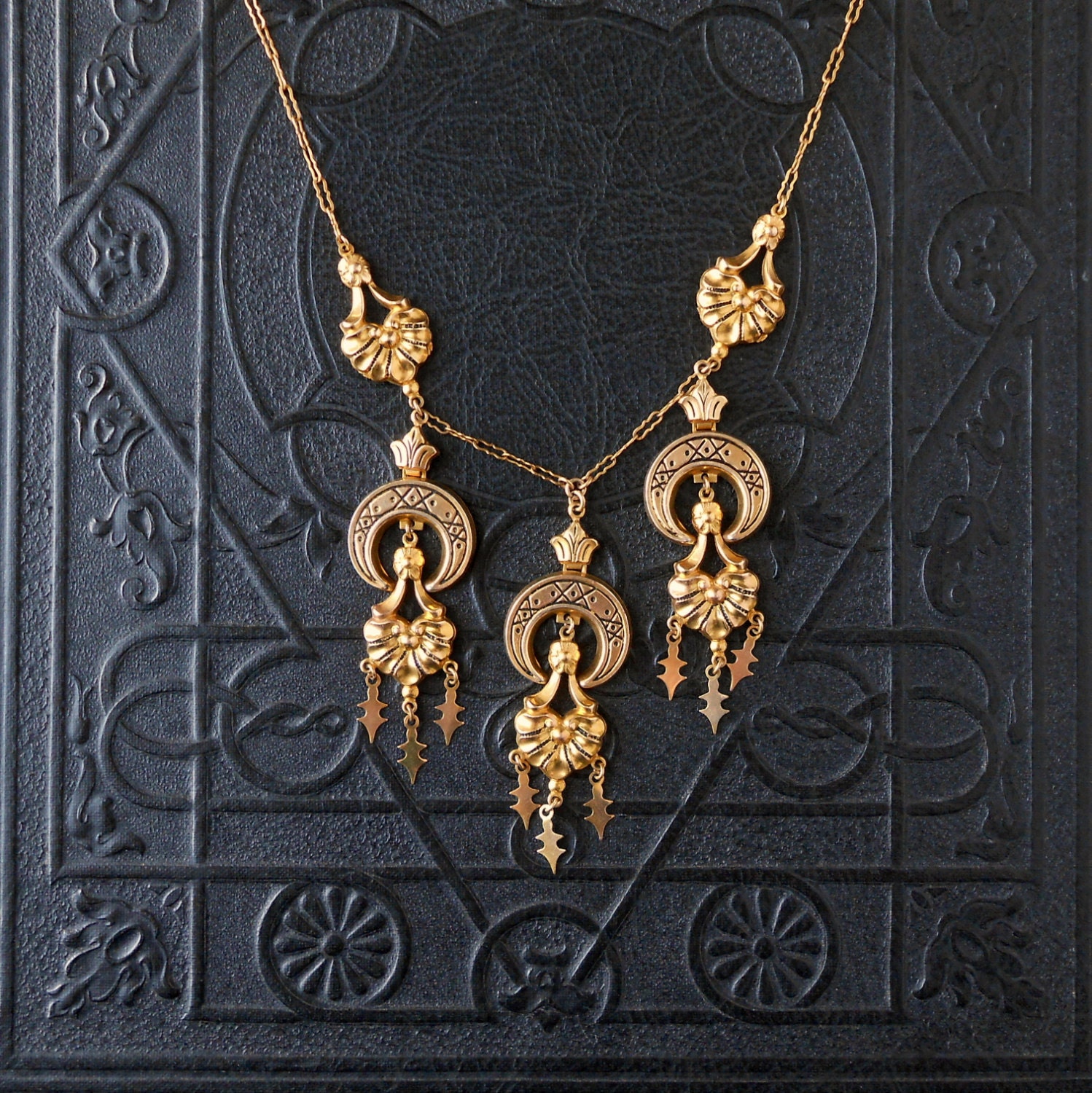 Antique Victorian Edwardian Necklace.  Crescents. Fringe.