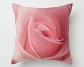 Decorative Pillow Cover Pink Ombre Rose Feminine Romantic Flower Floral Shabby Chic Cottage Decor Custom Photo Pillow Case Home Bedroom
