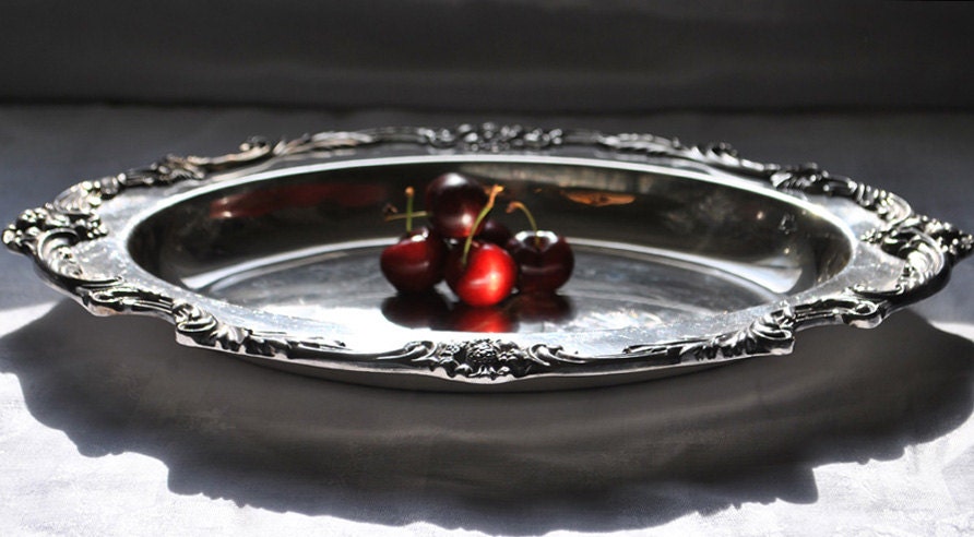 Vintage Reed & Barton silverplate serving tray, dish, cottage chic, Paris apartment, traditional wedding, exquisite details