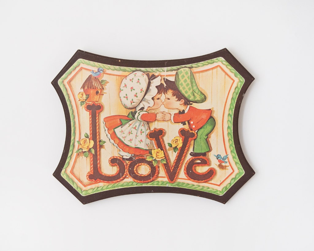 LOVE Plaque Retro Wall Hanging Boy-Girl-Flowers-Birds