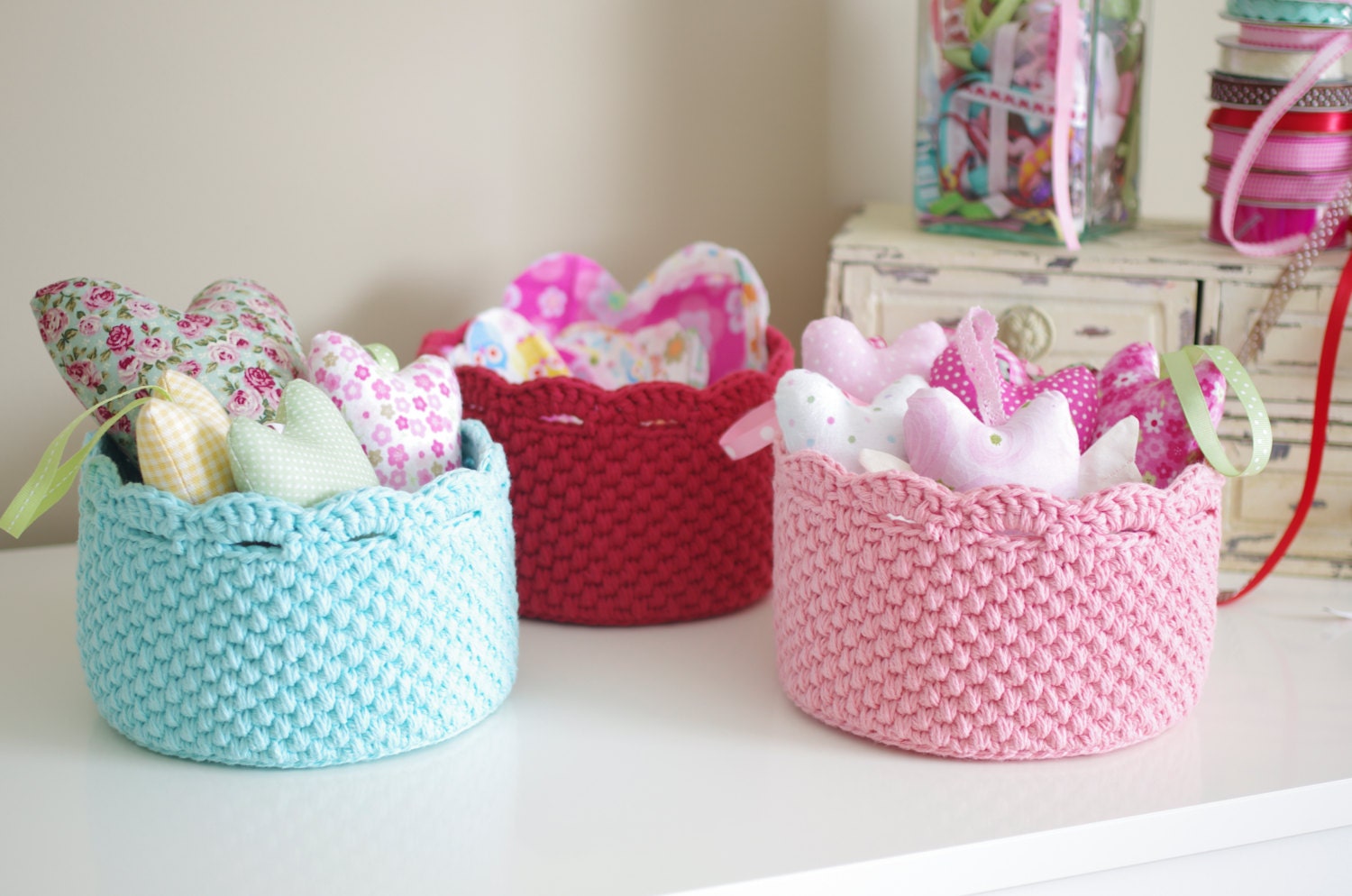 Crochet Storage Basket with Lace Edge - Off White - Round 7.5" / 19cm