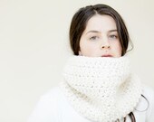 Chunky Crochet Cowl Snood in Vanilla Cream