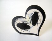 DESTROYED -Your love infests me- Acrylic Roach Ring       with adjustable ring bang