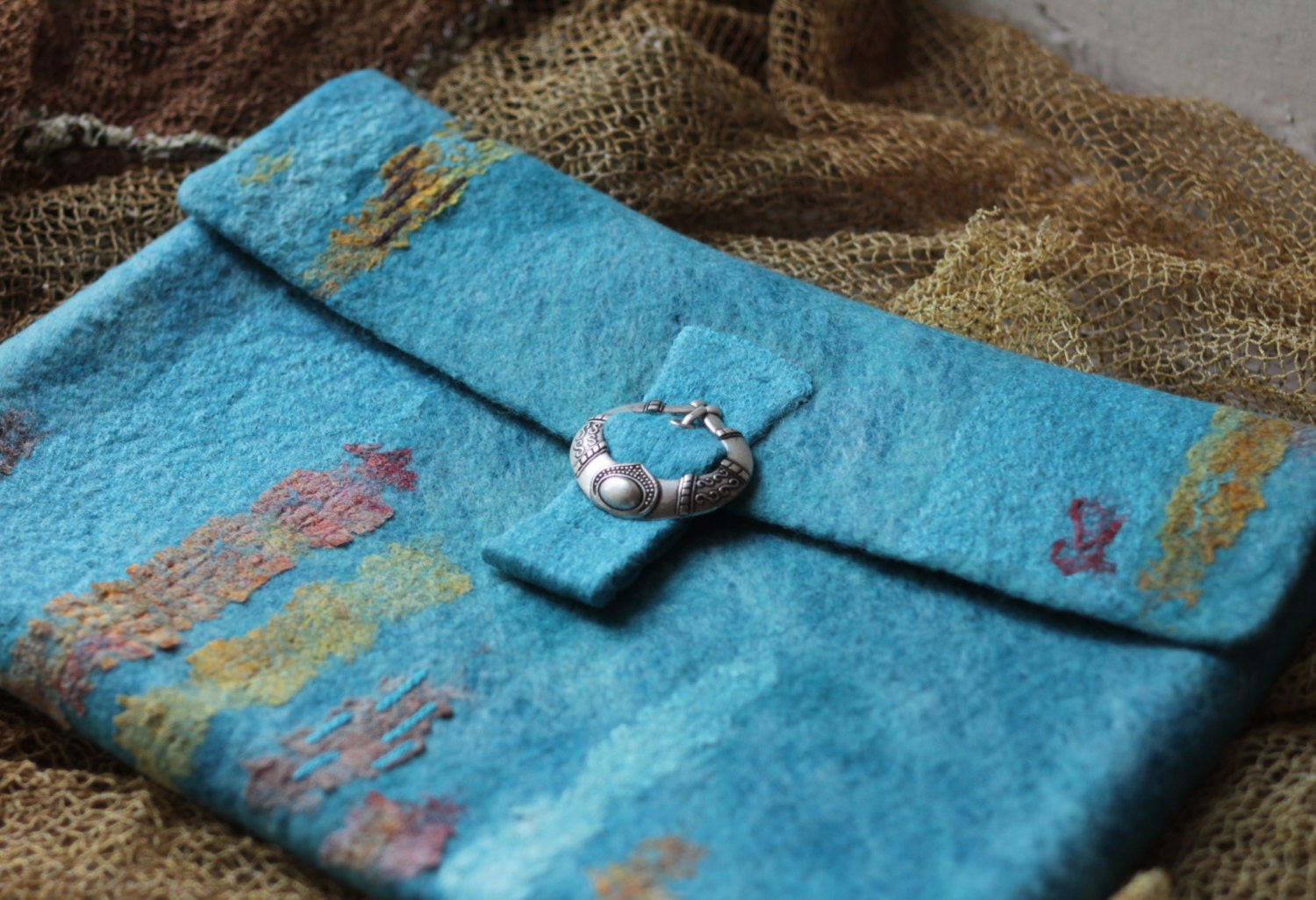 14 Inch hand felted blue notebook case
