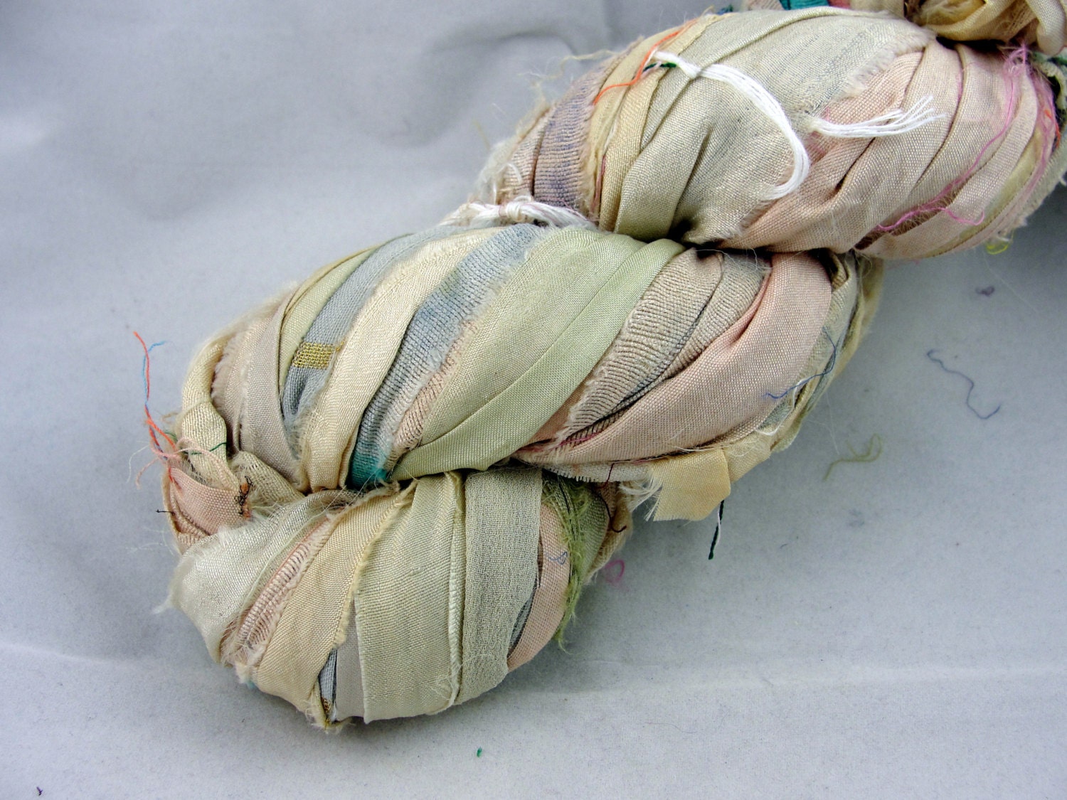 Recycled Sari Silk Ribbon Yarn, Sari Ribbon, Ivory, White