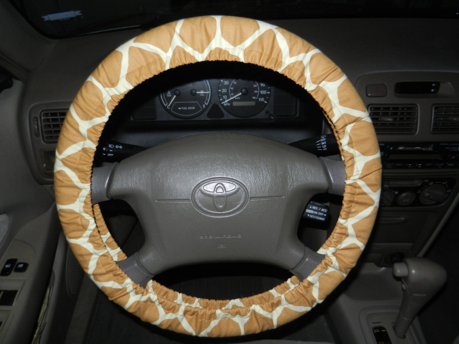 Giraffe Steering Wheel Cover