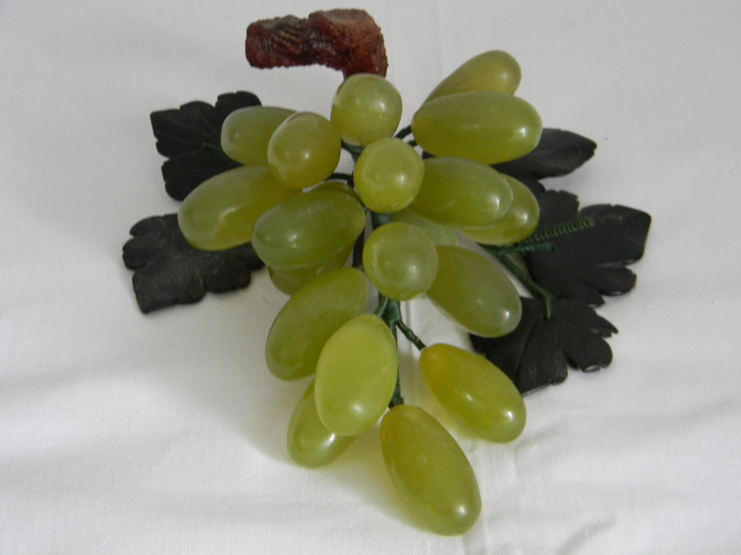 Vintage Stone Grape Cluster Bunch Green Home Decor