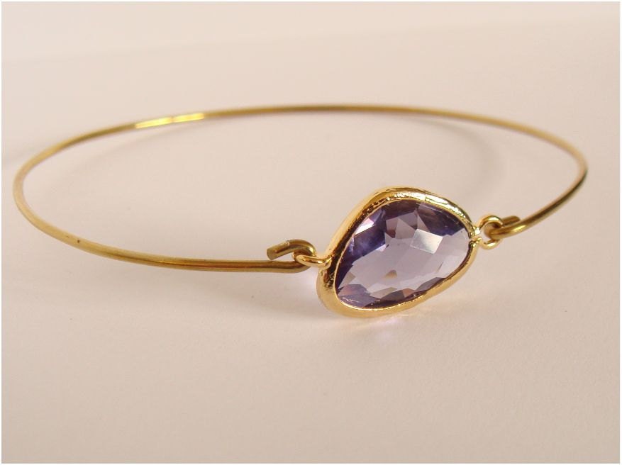 Lavender faceted glass and gold bangle II - Purple bracelet - Everyday jewelry - Minimalist jewelry