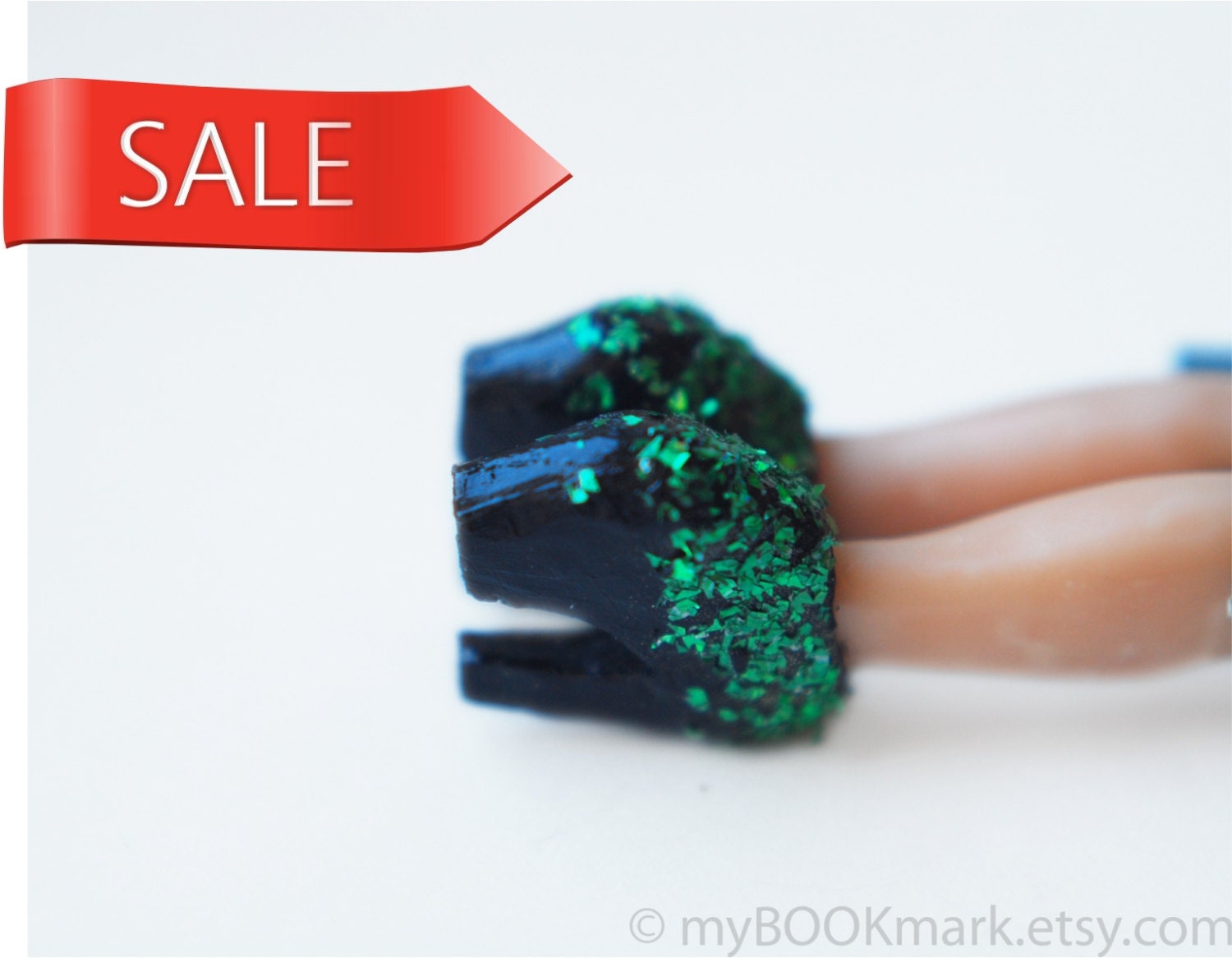Alexander McQueen legendary shoes bookmark. Lady Gaga legs in the book. green glitter. Elegant high fashion gift for her .ohtteam