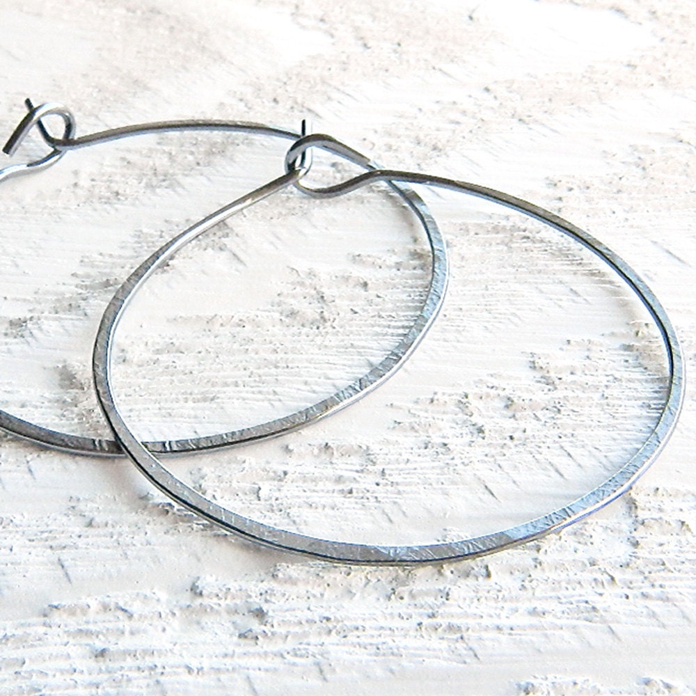 Silver hoop earrings, sterling silver hoops, hammered oxidized silver hoop earings 1.25 inch jetteam