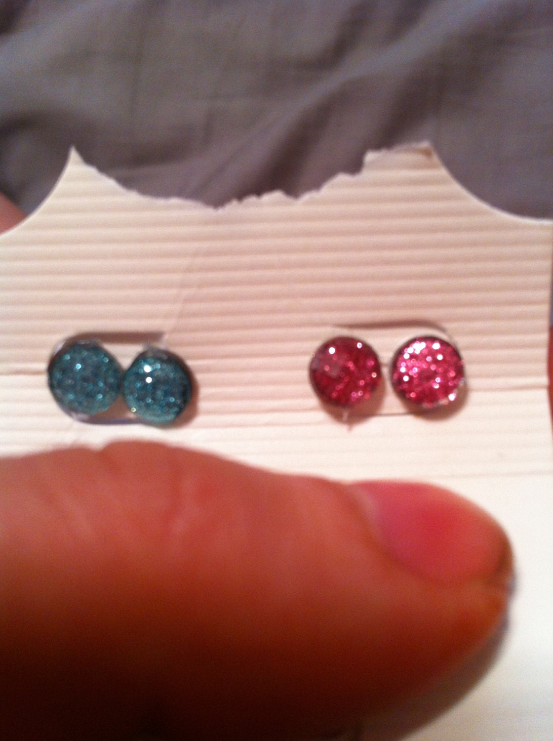 2 pair sparkle earrings 