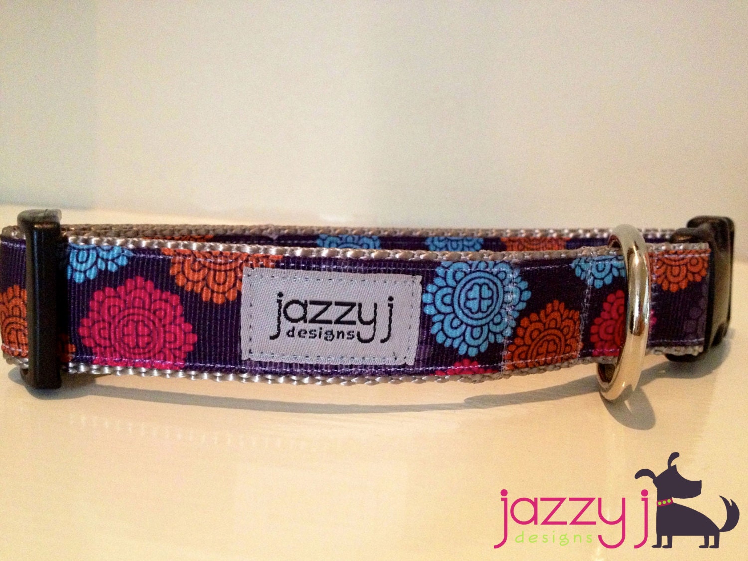 Medallion Print Dog Collar