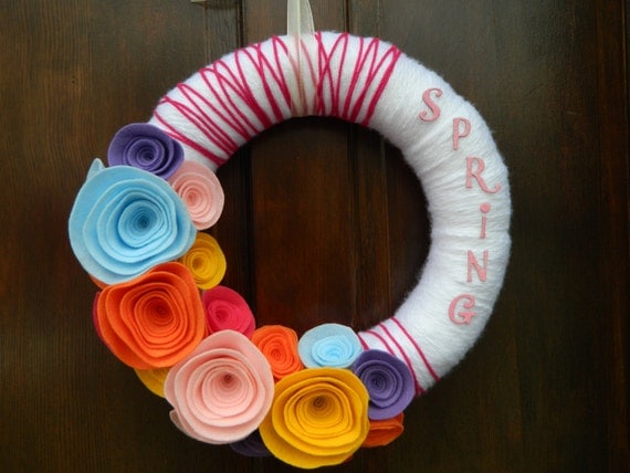 Spring Wreath - Yarn Wrapped Wreath - Bright Eco-Friendly Felt Flower Wreath - 12 Inch