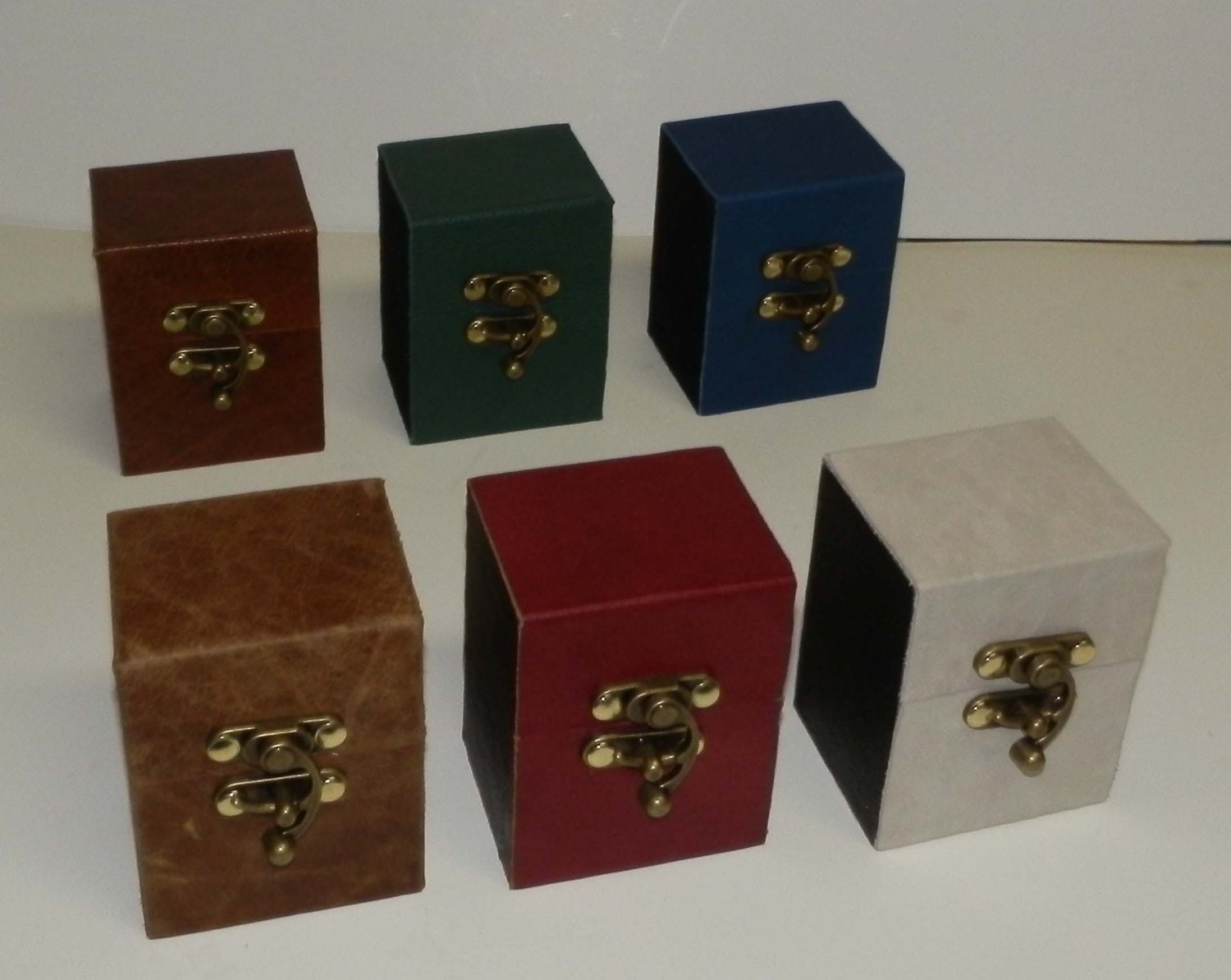 MTG Wood and Leather Deck Box Standard deck 80 card size