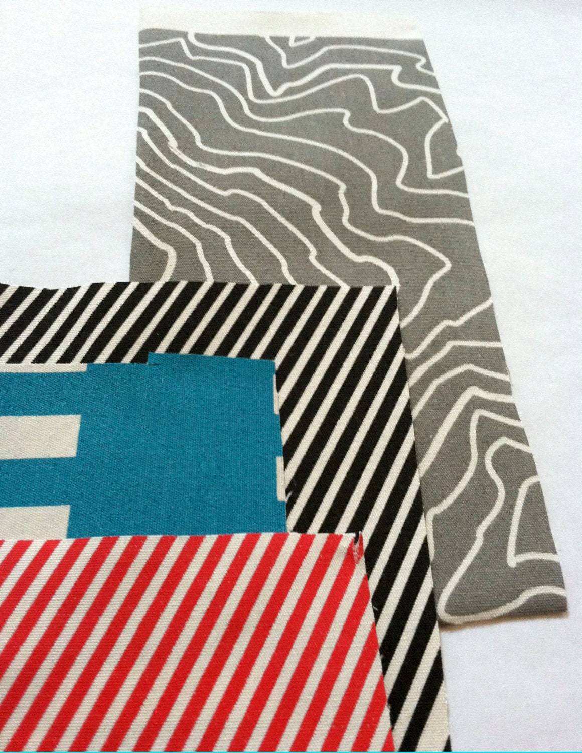 Au Retour: Fabric Swatch