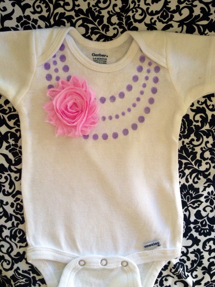 Cute baby girl gift fashion pearl Necklace onesie, purple with pink chiffon flower Great for Photos